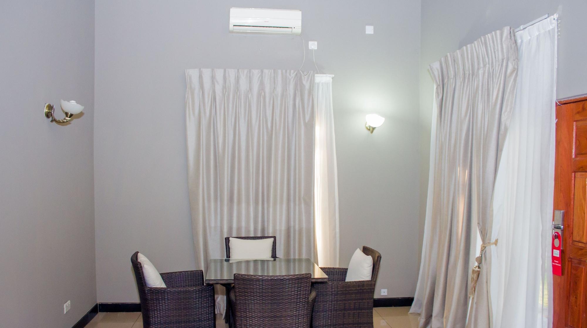 Chrismar Hotel Livingstone Extérieur photo